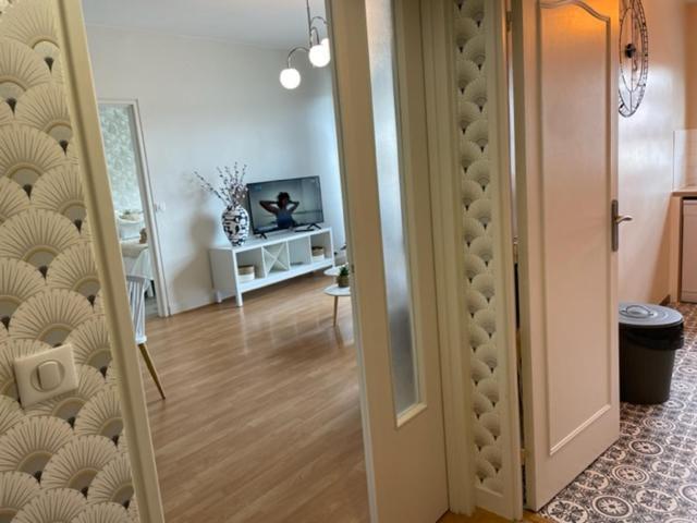 Apartamento Le 21 Épernay Exterior foto