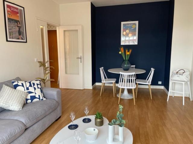 Apartamento Le 21 Épernay Exterior foto